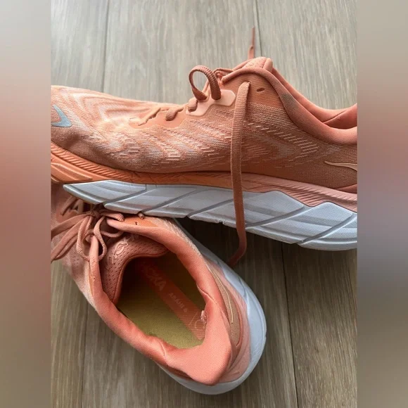 Hoka One One Arahi 6 Womens Size 8B Orange Walking Shoes - Picture 3 of 10